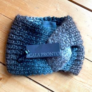 Scala Pronto multicolored acrylic knitted headband. Never worn, tag still in it.